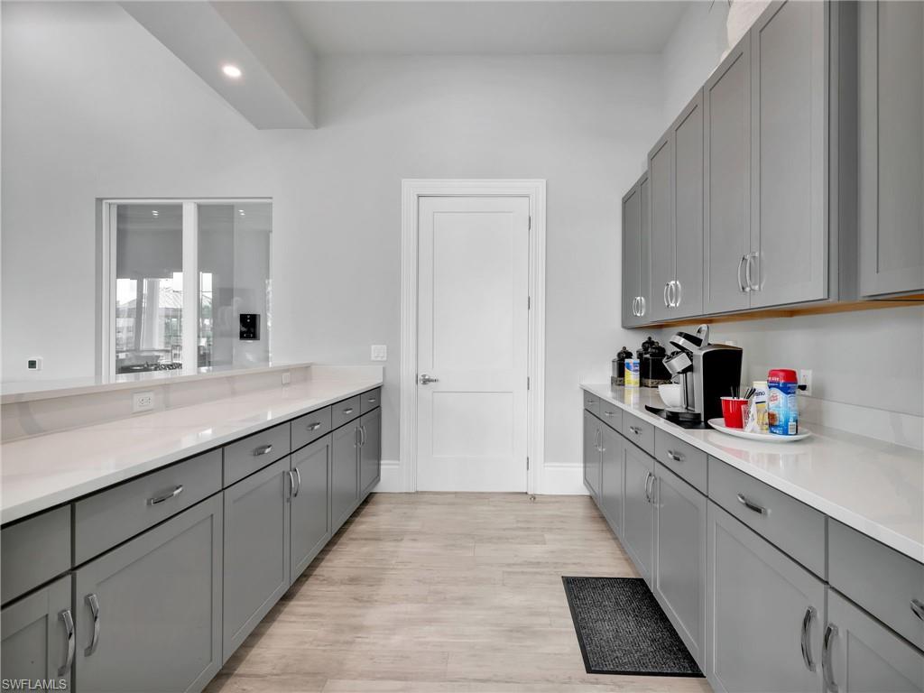 268 Indies DR E # 201