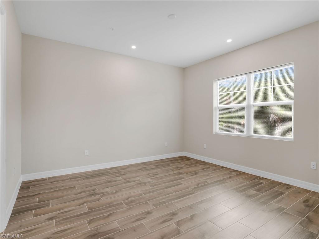 268 Indies DR E # 201