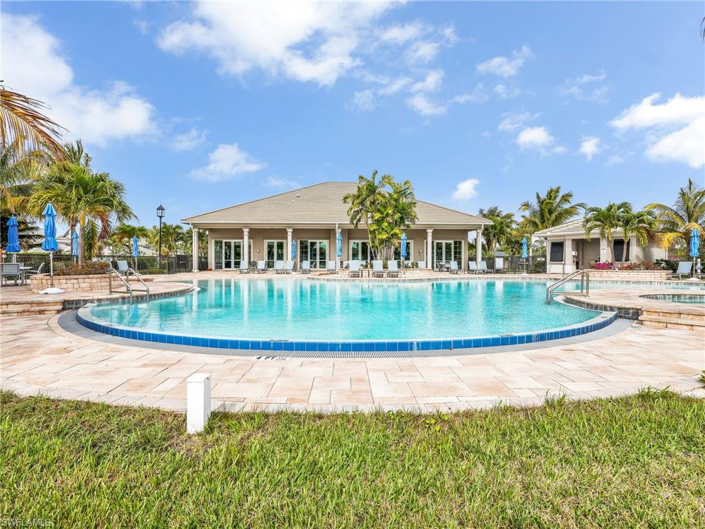 268 Indies DR E # 201