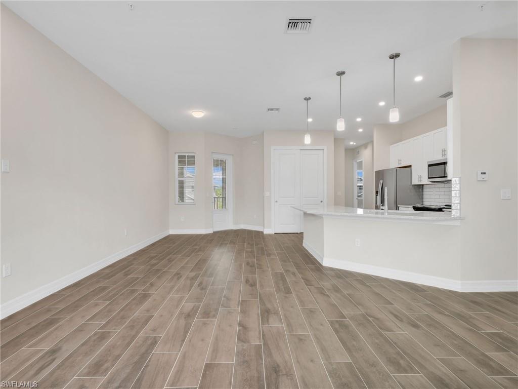 268 Indies DR E # 201