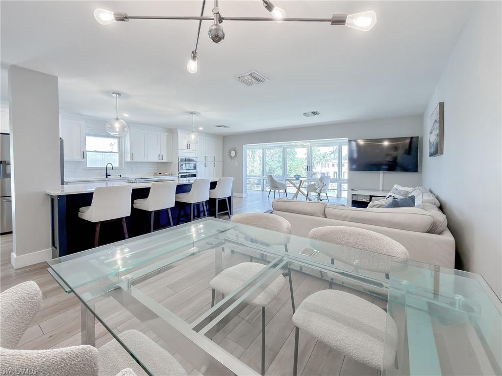 1910 Gulf Shore BLVD N # 312