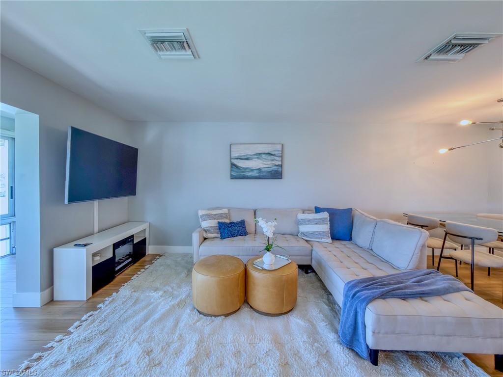 1910 Gulf Shore BLVD N # 312