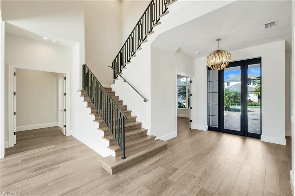 16716 Enclave CIR