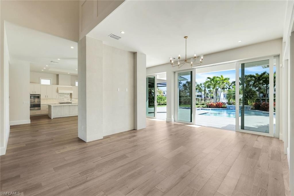 16716 Enclave CIR