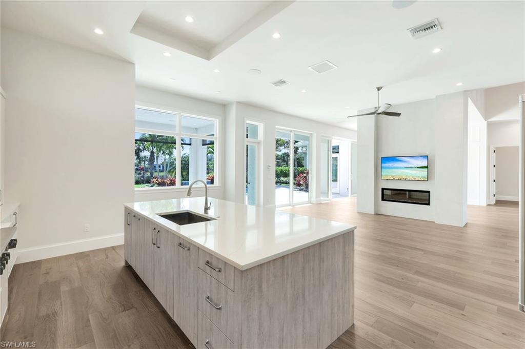 16716 Enclave CIR