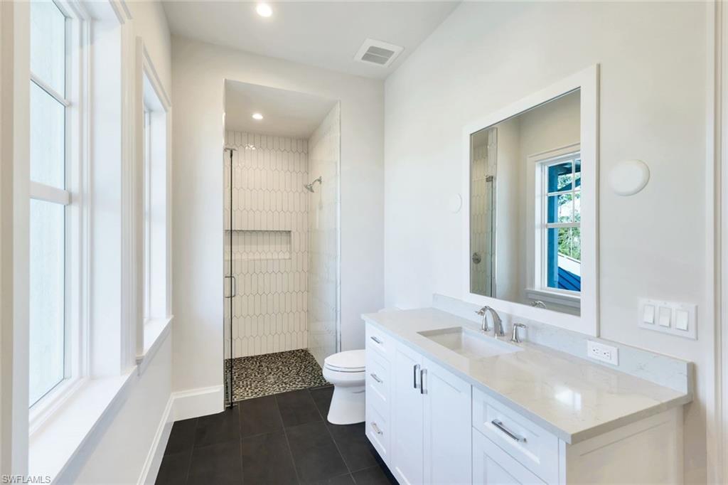 16716 Enclave CIR