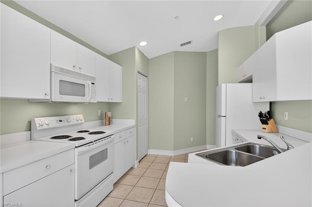 760 Tarpon Cove DR # 6