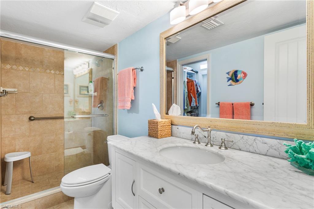 25720 Hickory BLVD # B Unit: 216 B