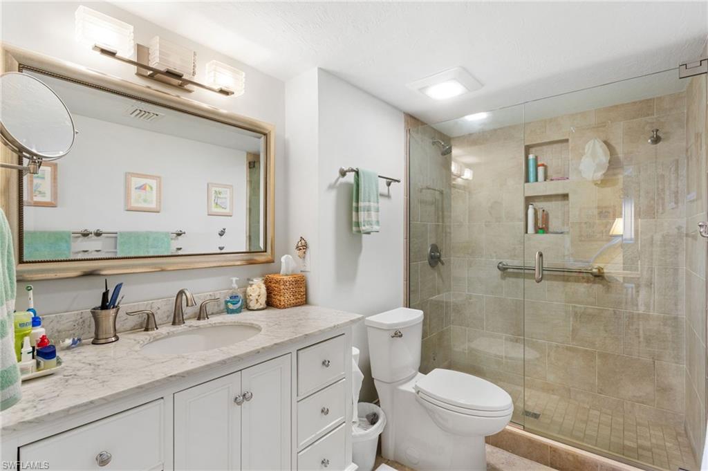 25720 Hickory BLVD # B Unit: 216 B