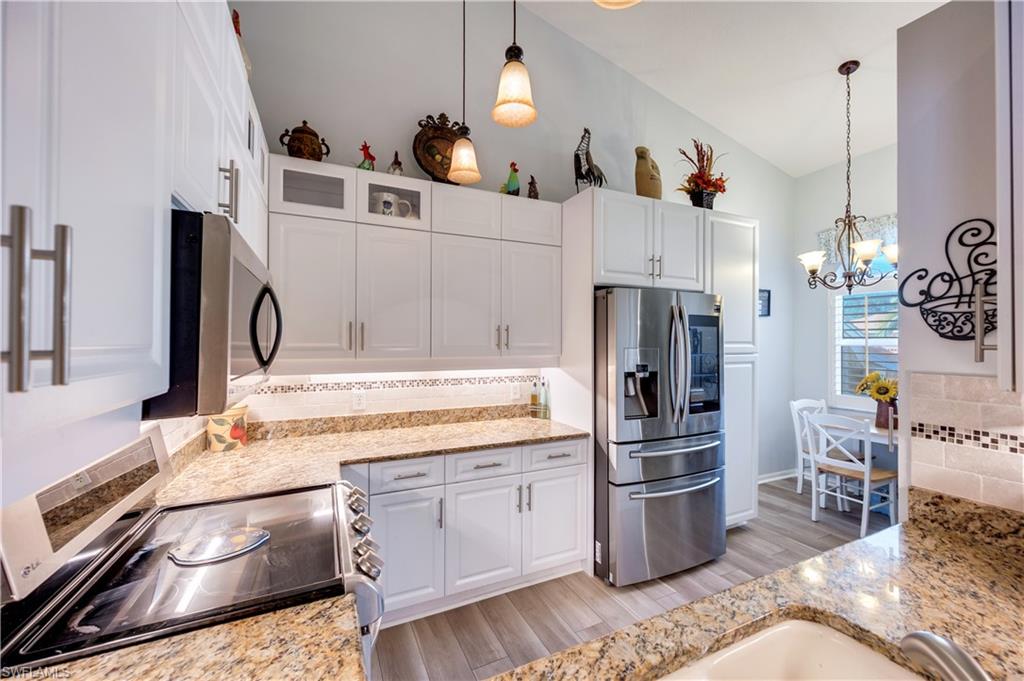 6810 Huntington Lakes CIR # 201