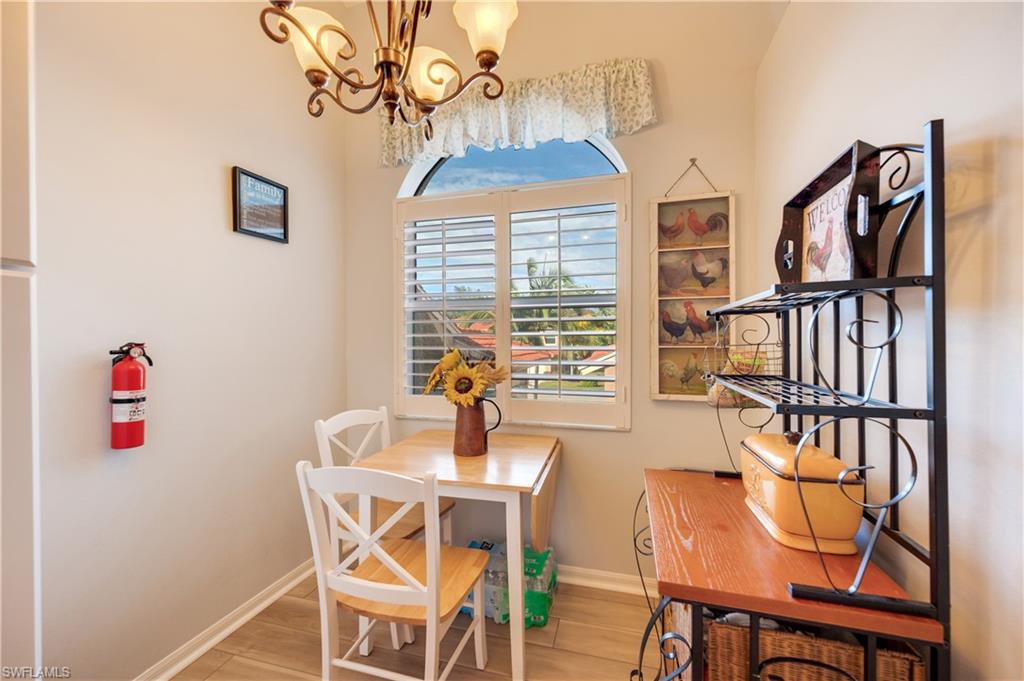 6810 Huntington Lakes CIR # 201