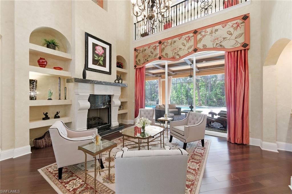 4415 Club Estates DR