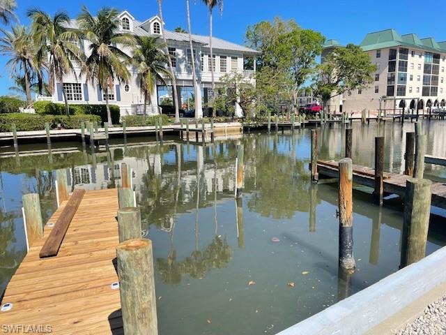 361-4 Vanderbilt Beach RD