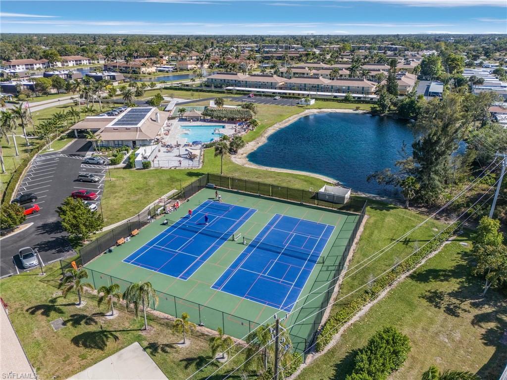 604 Charlemagne BLVD