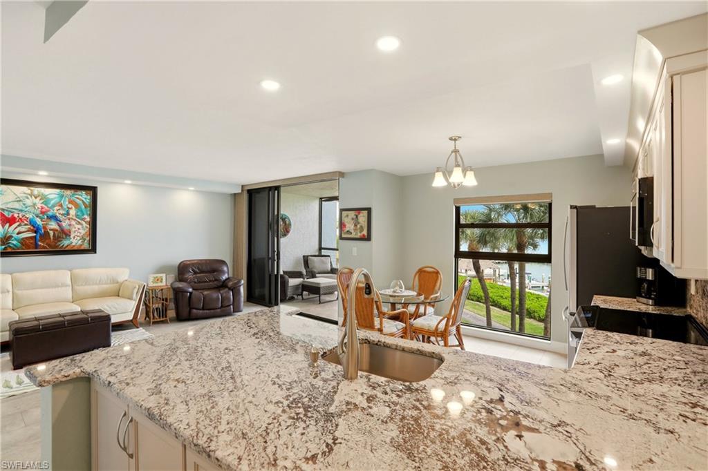 1085 Bald Eagle DR # E304