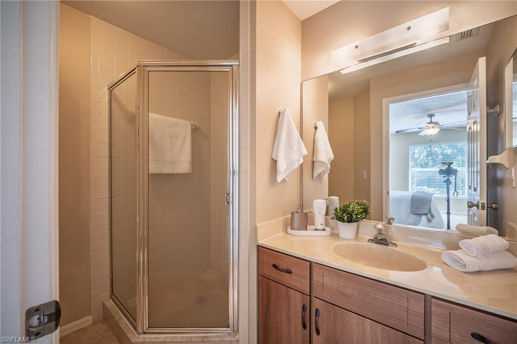 613 Squire CIR # 204