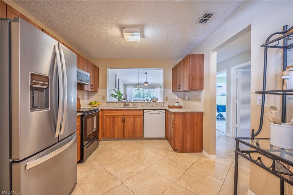 613 Squire CIR # 204