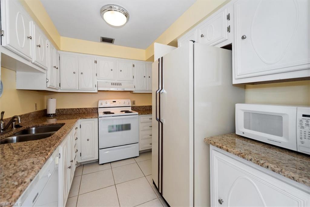 582 Broad AVE S # 582