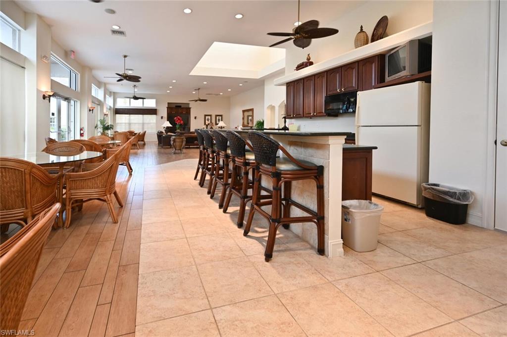 4722 Stratford CT # 1901