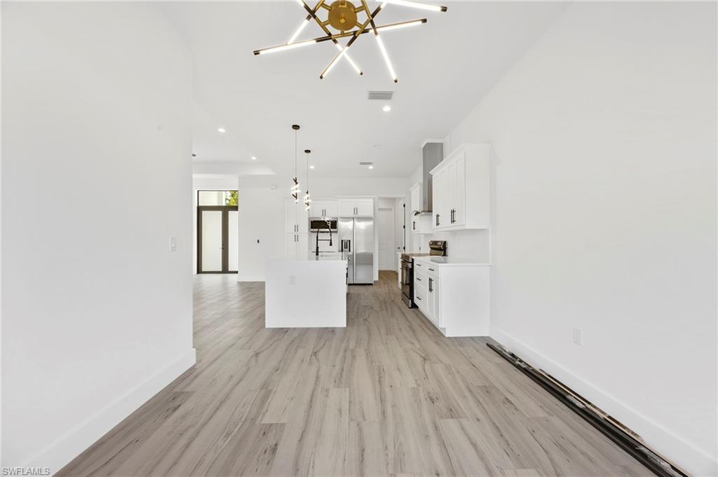 4622 Everglades BLVD N