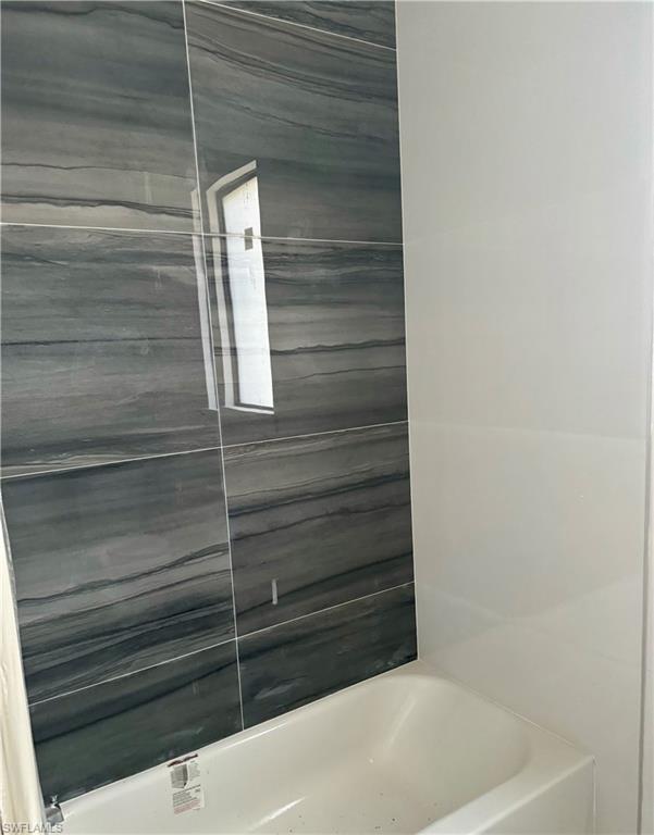 4622 Everglades BLVD N