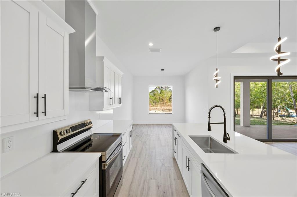 4622 Everglades BLVD N