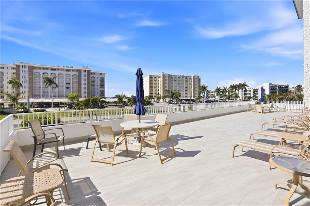 25901 Hickory BLVD # 302