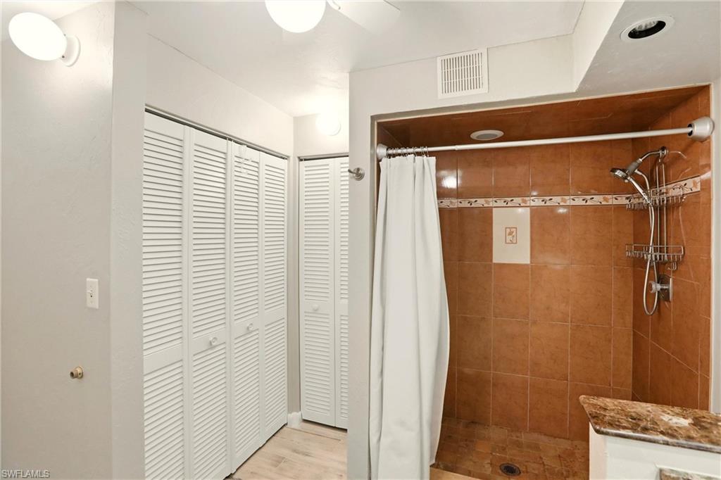 25901 Hickory BLVD # 302