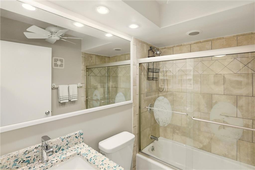 25901 Hickory BLVD # 302