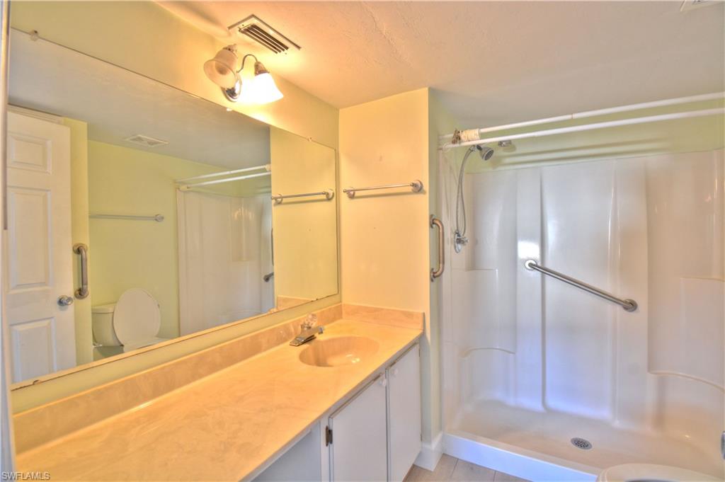 2330 Naples Trace CIR Unit: 9-903