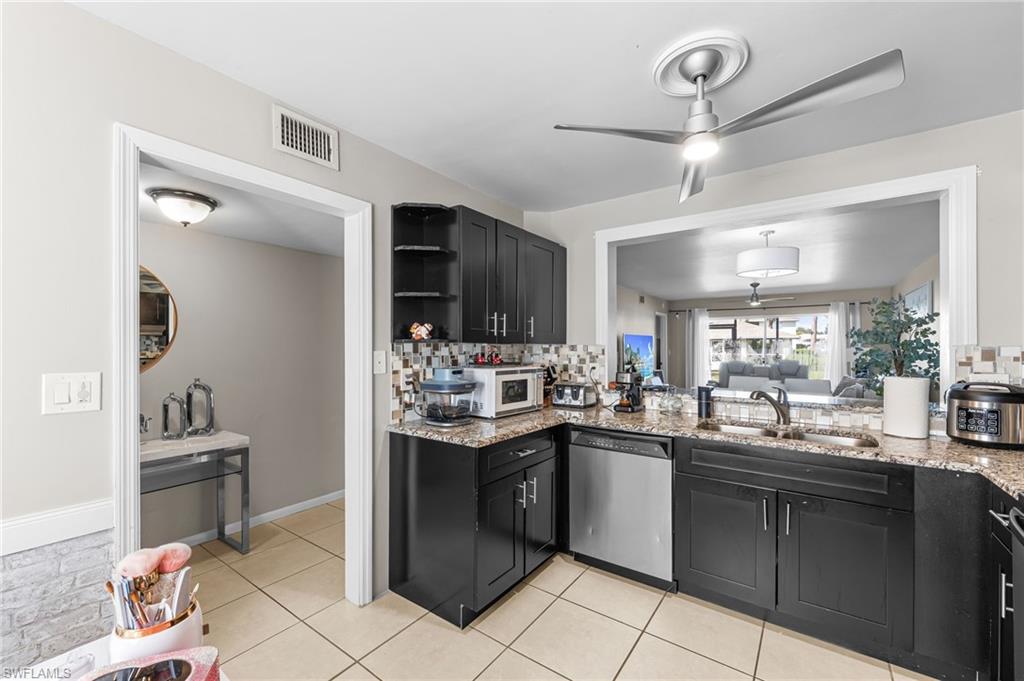 1358 Derbyshire CT # F102