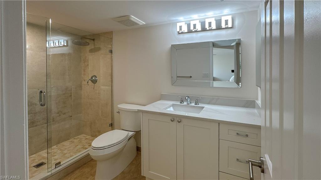 4251 Gulf Shore BLVD N # 18A