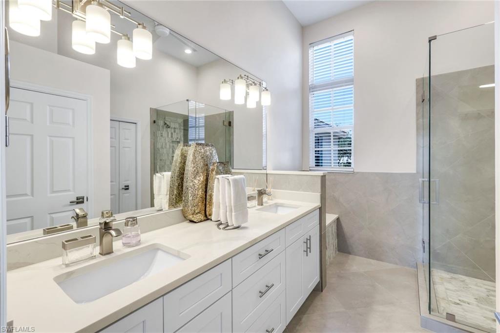 4520 Riverwatch DR # 201