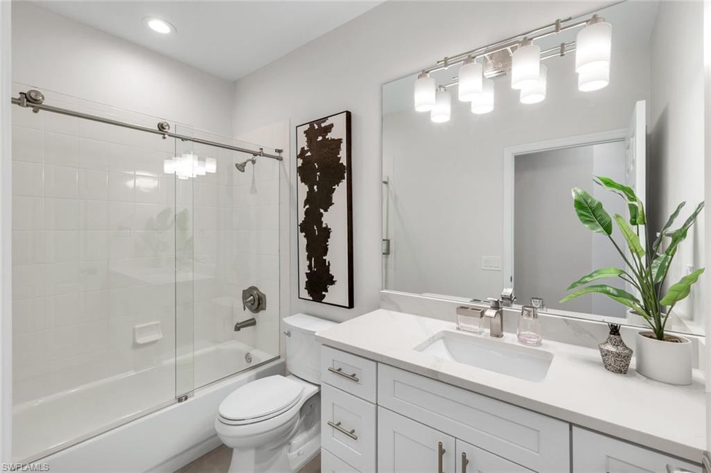 4520 Riverwatch DR # 201