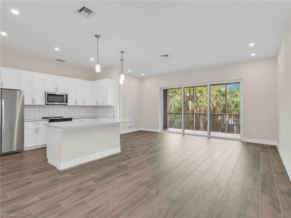 268 Indies DR E # 201