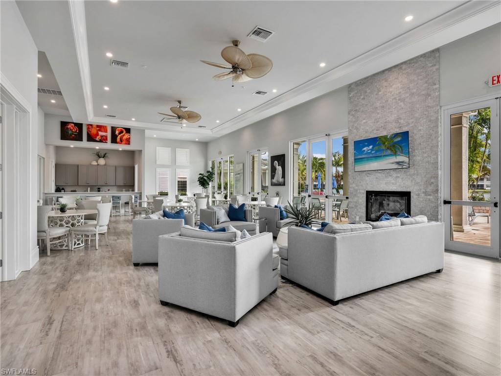 268 Indies DR E # 201