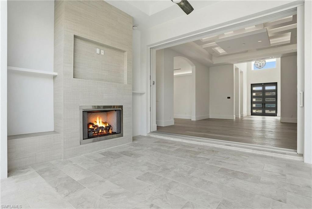 623 Park Shore DR