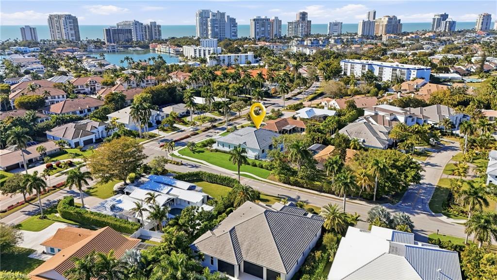623 Park Shore DR