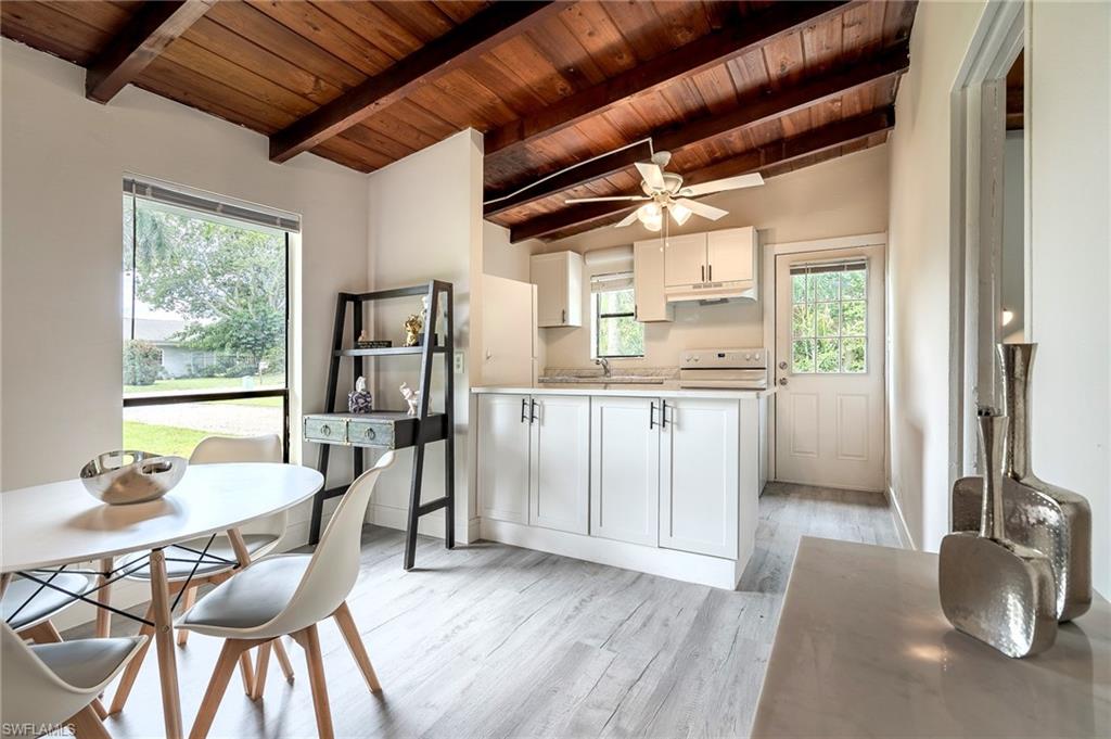 1139 Frank Whiteman BLVD