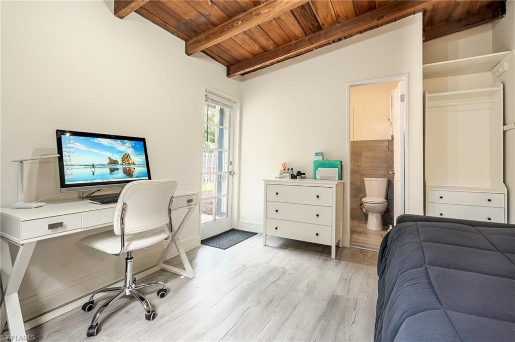 1139 Frank Whiteman BLVD