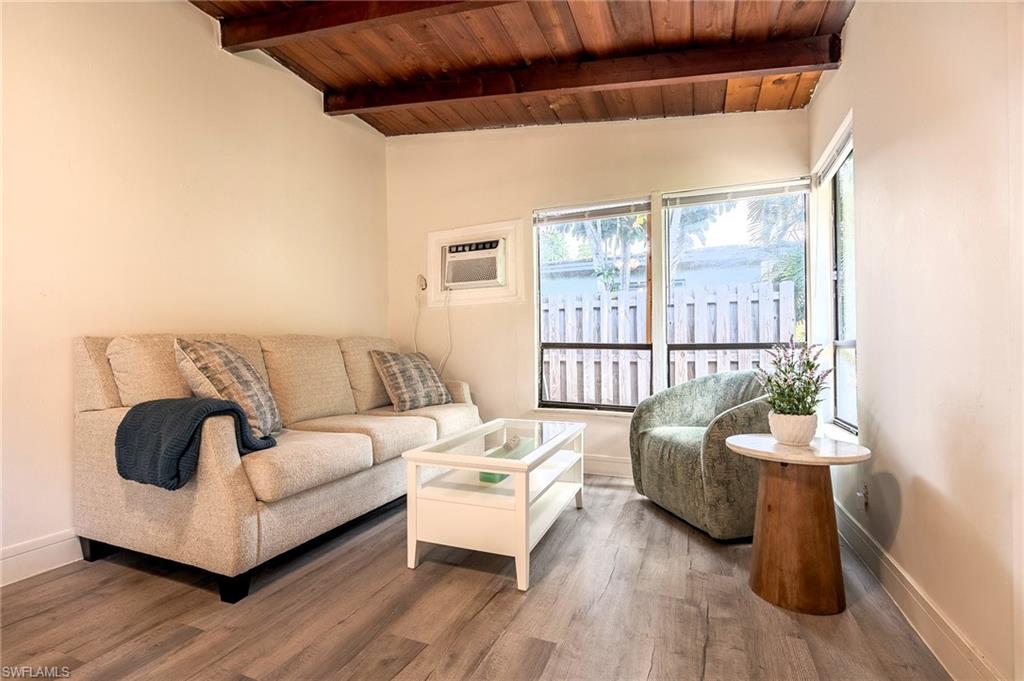 1139 Frank Whiteman BLVD