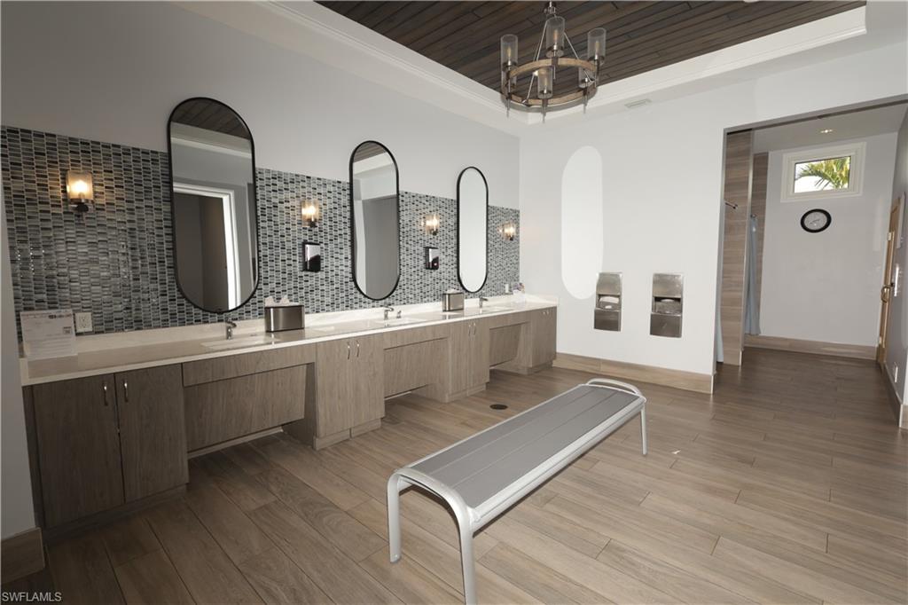 5422 Double Eagle CIR # 2414