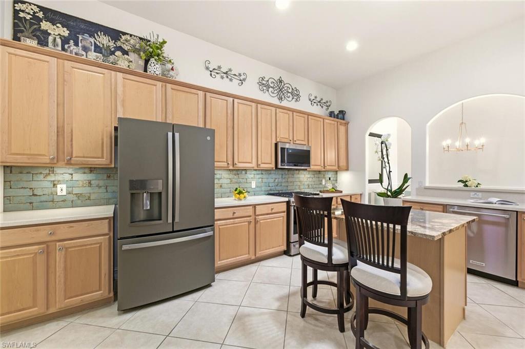 1822 Tarpon Bay DR S # 92