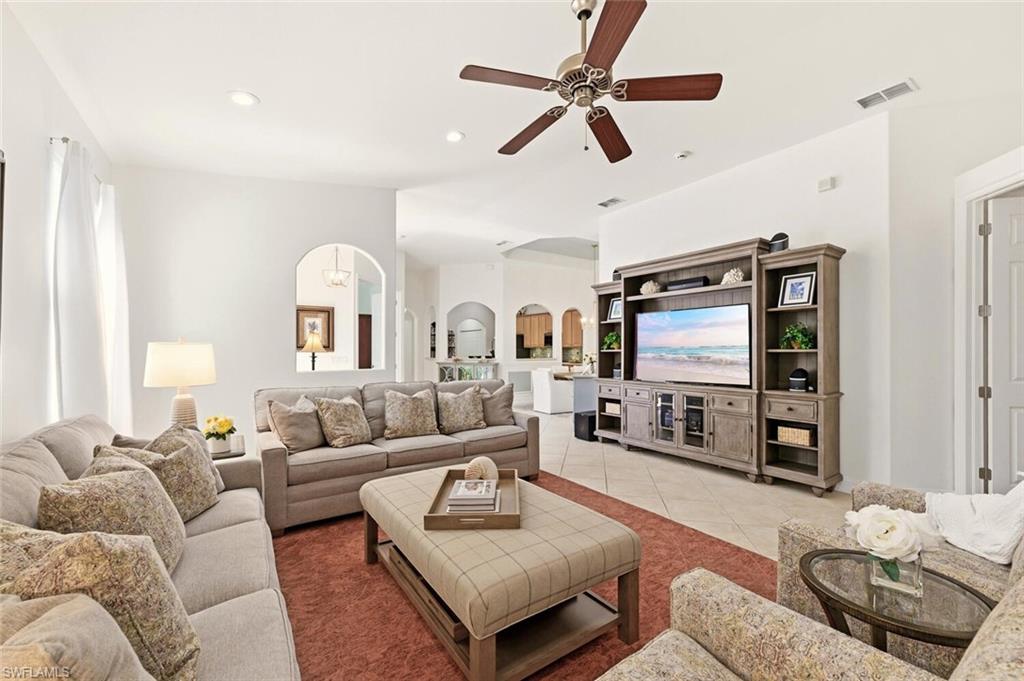 1822 Tarpon Bay DR S # 92