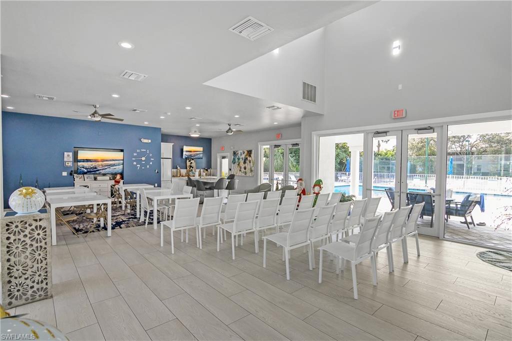 3785 Fieldstone BLVD # 203