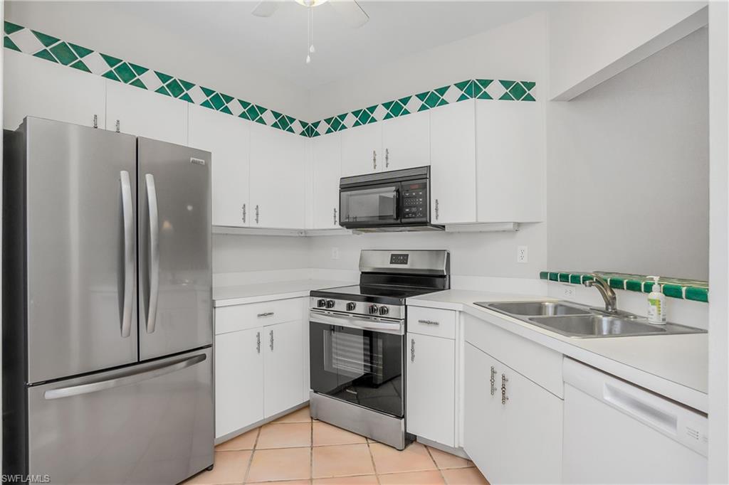 3785 Fieldstone BLVD # 203