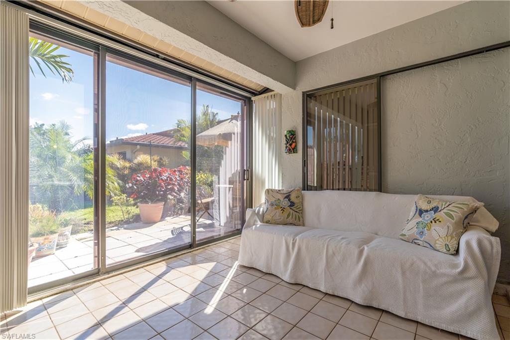 2048 Pine Isle LN # 2048