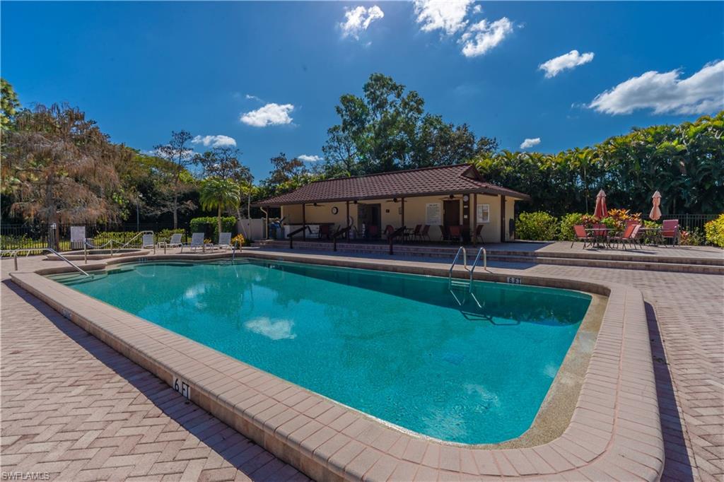 2048 Pine Isle LN # 2048