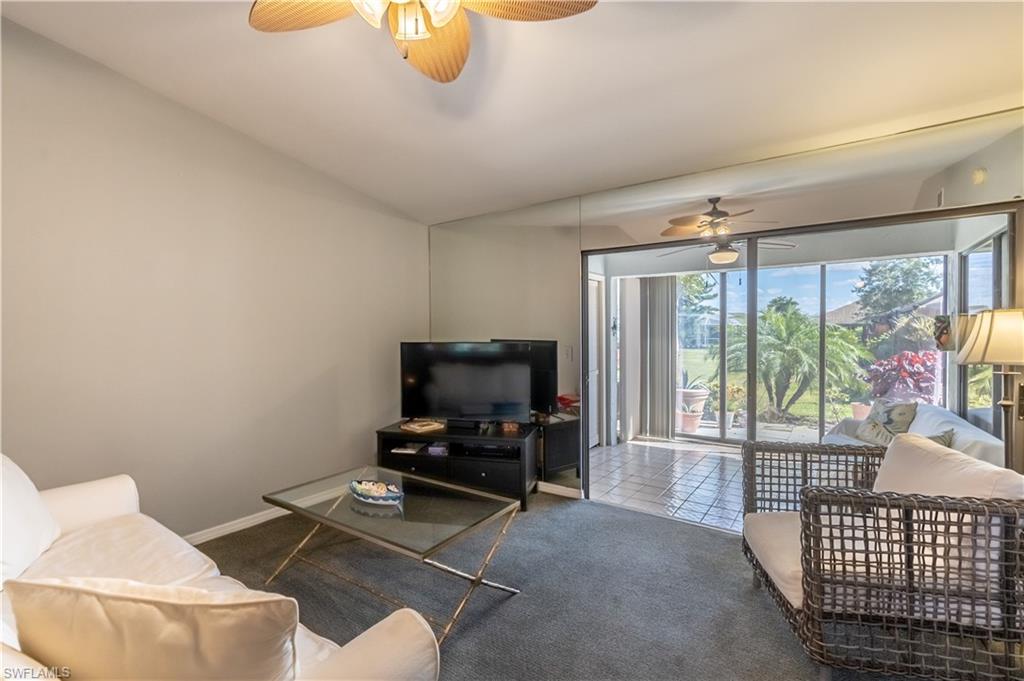 2048 Pine Isle LN # 2048