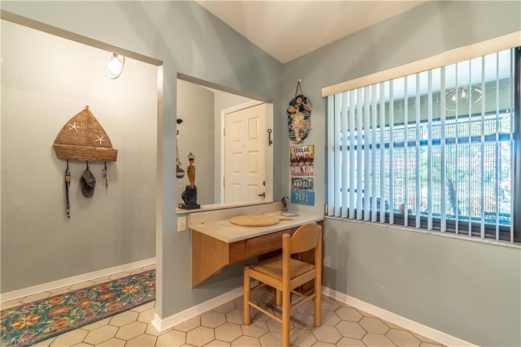 2048 Pine Isle LN # 2048